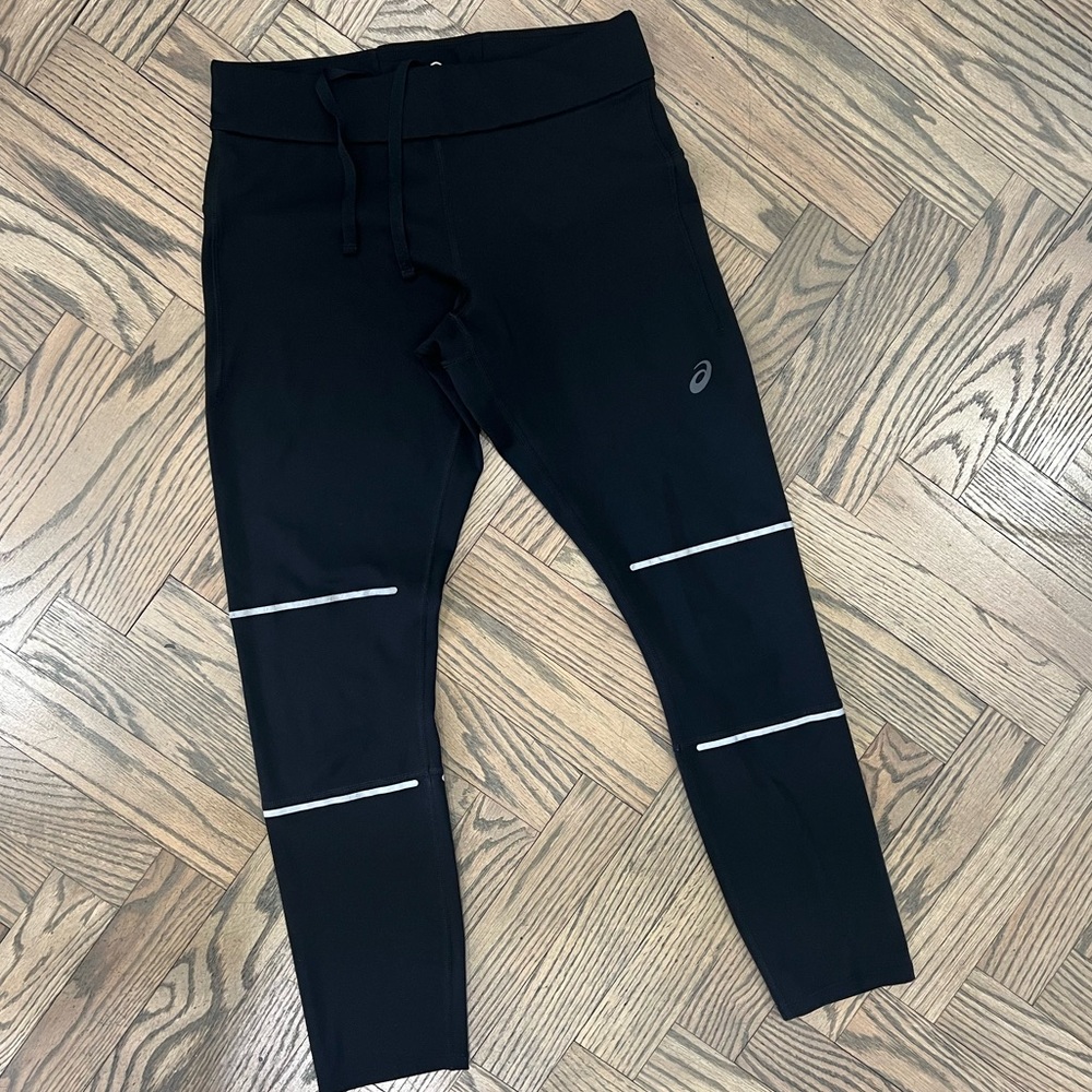 Women’s ASICS black 3/4 leggings